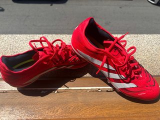Botas de fútbol Adidas Predator Rojas,