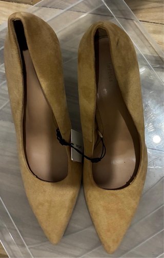Zapatos de tacón beige/marrón