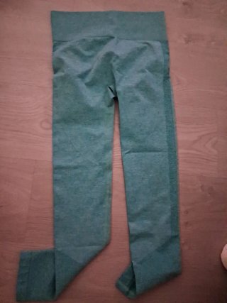 Legging deportivo push up verde