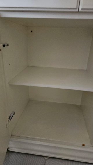 Mueble baño clásico madera y metal