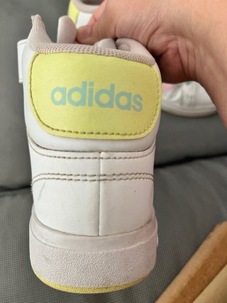 Zapatillas Adidas altas rosas y blancas