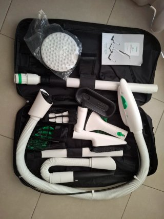 Folletto VK7S Aspirapolvere Completo