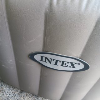 Jacuzzi Intex Beige y Blanco