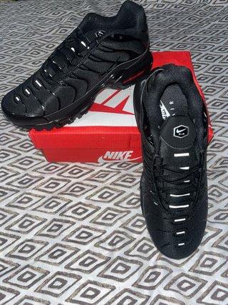 Nike Air Max TN Negras