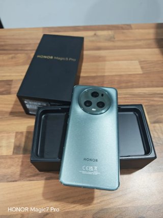 Honor Magic 5 Pro verde