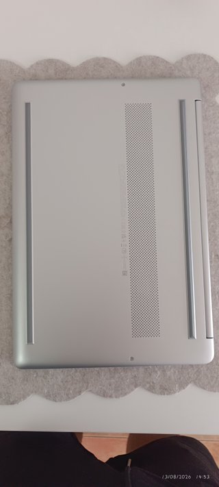 HP Portátil Ryzen 5 5000 Series Radeon