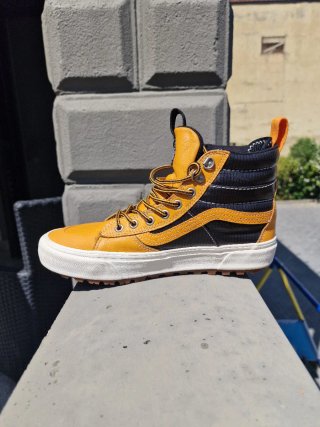 Vans SK8-Hi MTE 2.0 DX Giallo/Nero EU 40.5