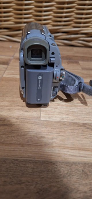 Videocámara Sony Handycam DCR-HC20E MiniDV