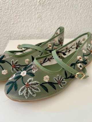 Bailarinas bordadas de malla verde