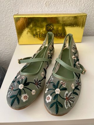 Bailarinas bordadas de malla verde