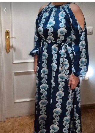 Vestido maxi floral azul y blanco