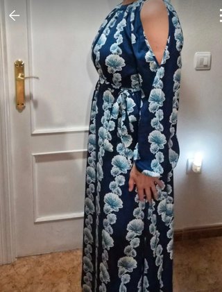 Vestido maxi floral azul y blanco