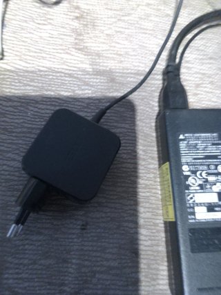 Cargador Original ASUS Portátil