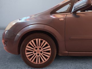 Opel Zafira 2011