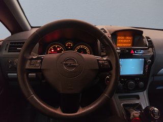 Opel Zafira 2011