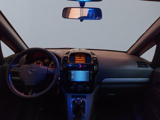 Opel Zafira 2011