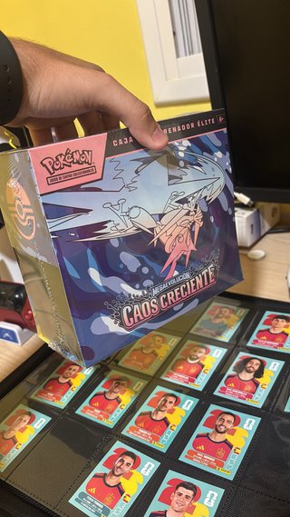 Pokemon Caja Sellada Caos Creciente