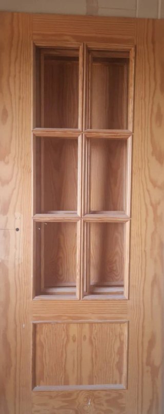 Puertas de madera nuevas  Recogida Cazorla (Jaén)