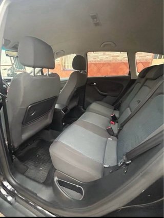 Seat altea xl negra, año 2009