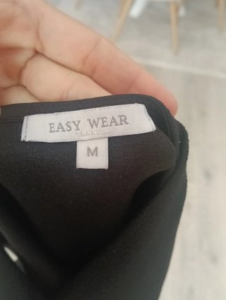 Vestido negro de verano