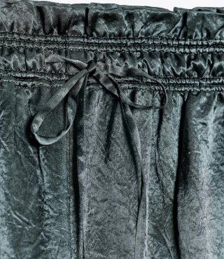 Conjunto ZARA ZW collection satinado talla M