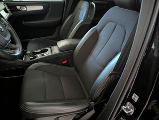 Volvo XC40 2.0 D3 Business Plus Auto
