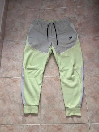 Chándal Nike Tech Fleece Verde y Gris
