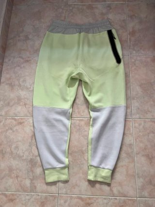 Chándal Nike Tech Fleece Verde y Gris