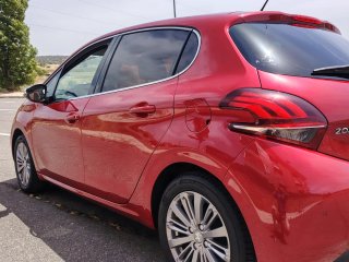 Peugeot 208 2017