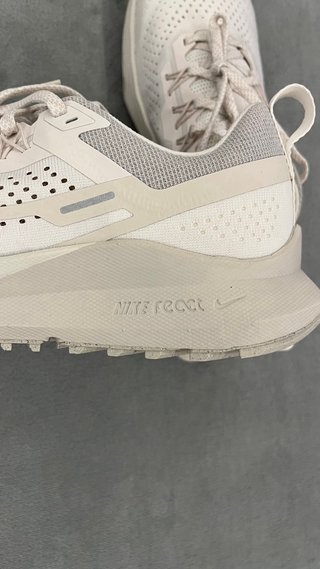 Nike React Pegasus Trail 4 Beige/Bianco Tg 42.5