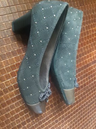 Zapatos con tacon Pillows gris