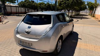 Nissan Leaf 2012
