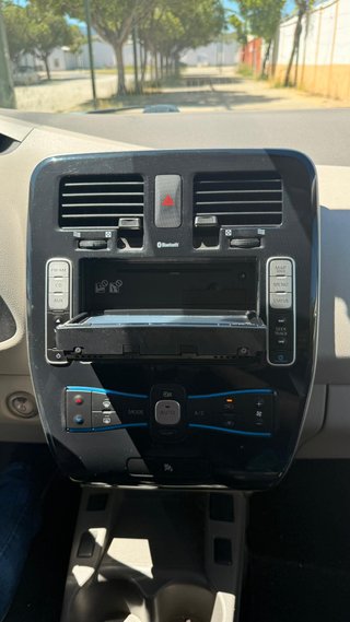 Nissan Leaf 2012