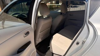Nissan Leaf 2012