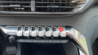 Peugeot 3008 BlueHDi 130 S&S Allure Pack EAT8 96 kW (130 CV)