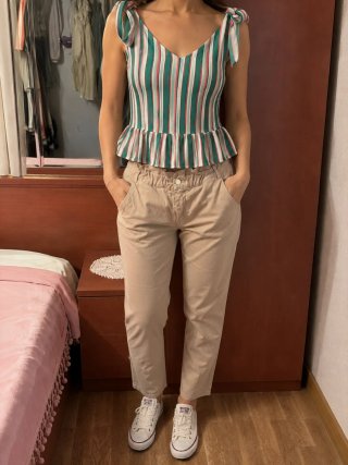 Pantalón vaquero beige