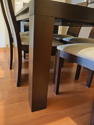 Mesa de comedor y 6 sillas