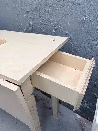 Mesa de madera abatible beige