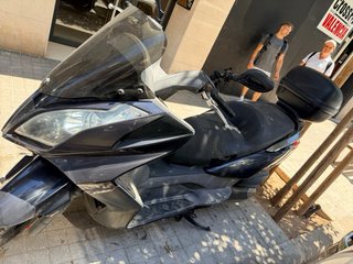 Kymco Super Dink Negra