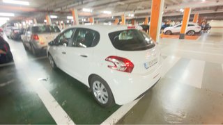 Peugeot 208 2013