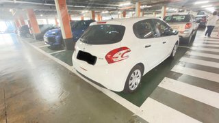 Peugeot 208 2013