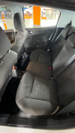 Peugeot 208 2013