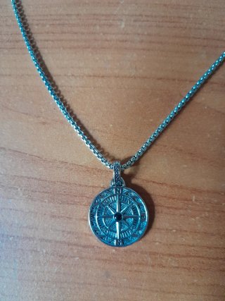 Collana uomo con ciondolo bussola