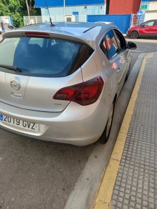 Opel Astra j 2010