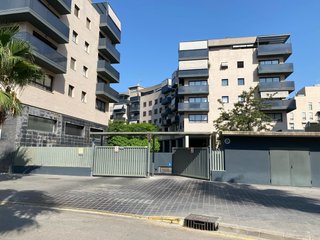 Alquiler diáfano trastero almacen 9 metros