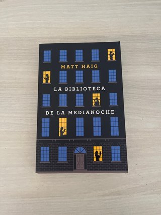 La Biblioteca de la Medianoche