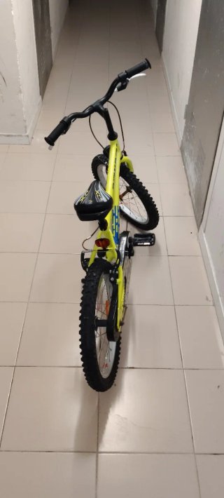 Bicicleta Infantil Conor Rocket Amarilla