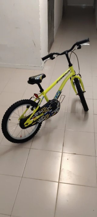 Bicicleta Infantil Conor Rocket Amarilla