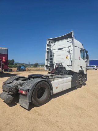 Cabeza Tractora Renault T460