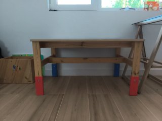 Mesa y 2 Sillas Infantiles